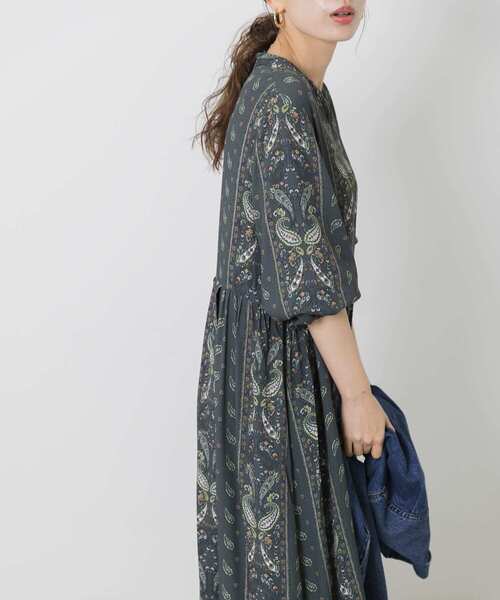 URBAN RESEARCH Sonny Label（アーバンリサーチサニーレーベル）の「『WEB限定』パネルペイズリーワンピース（ワンピース・レディース・イエロー/ベージュ系その他/ブラウン・FREE）」の18枚目の写真