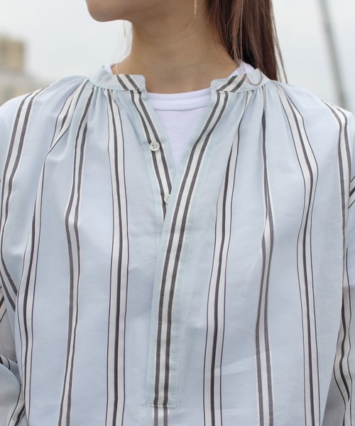 LE GLAZIK（ルグラジック）の「LE GLAZIK/ル グラジック　ギャザーネック　ブラウス　GATHER NECK BLOUSE #LG-B0048 NAL（Tシャツ/カットソー・レディース・ベージュ/サックスブルー・36）」の15枚目の写真