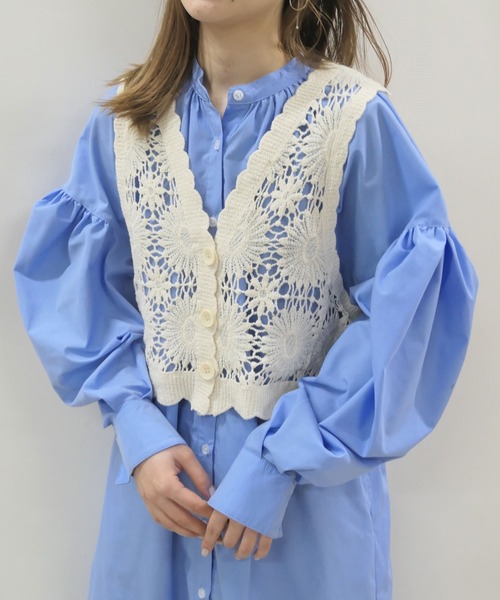 CORNERS(コーナーズ)の「クロシェレースベスト(ベスト・レディース・ベージュ/ブラック/グリーン/アイボリー・M)」の20枚目の写真