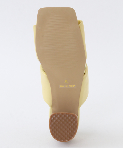 SOFFITTO（ソフィット）の「ねじりふわふわサンダル（サンダル・レディース・ホワイト/ブラック/イエロー・22.5cm/23.5cm/24.5cm/24.5㎝）」の13枚目の写真