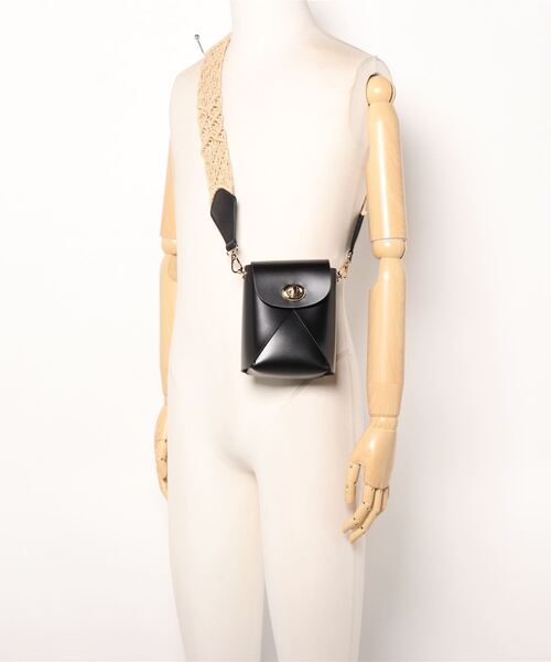 natural couture（ナチュラルクチュール）の「マクラメショルダースマホソルダーバッグ（ショルダーバッグ・レディース・ホワイト/ブラック/グリーン・FREE）」の9枚目の写真