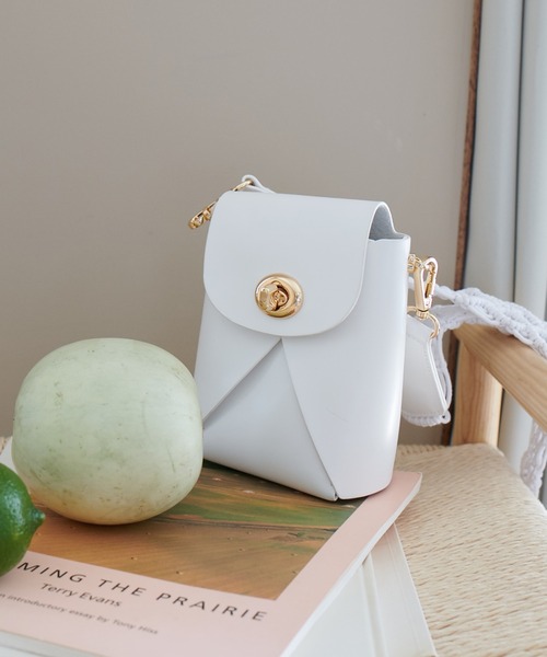 natural couture（ナチュラルクチュール）の「マクラメショルダースマホソルダーバッグ（ショルダーバッグ・レディース・ホワイト/ブラック/グリーン・FREE）」の14枚目の写真