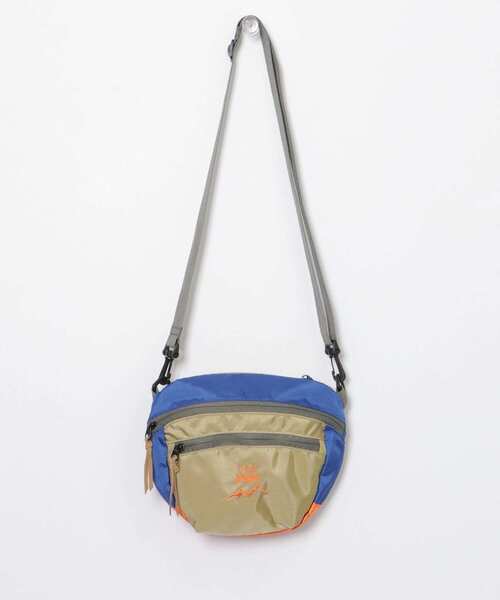 URBAN RESEARCH DOORS(アーバンリサーチドアーズ)の「URD MINI SHOULDER BAG(ショルダーバッグ・メンズ・チャコールグレー/ブラック/オリーブ/その他1・ONE)」の14枚目の写真