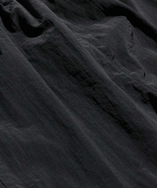 SUNNY  SPORTS（サニースポーツ）の「U.S MILITARY/ユーエスミリタリー ARMY TRANING SHORTS DEADSTOCKアーミートレーニングショーツ（その他パンツ・メンズ・ブラック・XL/XX-LARGE）」の5枚目の写真