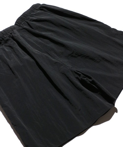SUNNY  SPORTS（サニースポーツ）の「U.S MILITARY/ユーエスミリタリー ARMY TRANING SHORTS DEADSTOCKアーミートレーニングショーツ（その他パンツ・メンズ・ブラック・XL/XX-LARGE）」の2枚目の写真