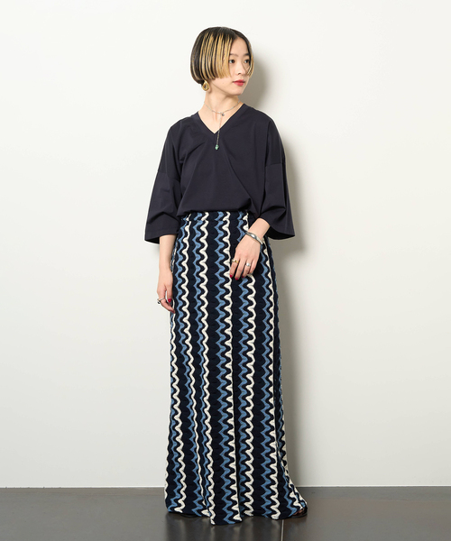 CITYSHOP（シティーショップ）の「V-NECK Tシャツ（Tシャツ/カットソー・レディース・ネイビー/ホワイト・FREE）」の4枚目の写真