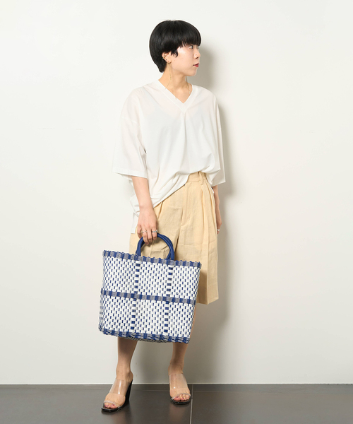 CITYSHOP（シティーショップ）の「V-NECK Tシャツ（Tシャツ/カットソー・レディース・ネイビー/ホワイト・FREE）」の9枚目の写真