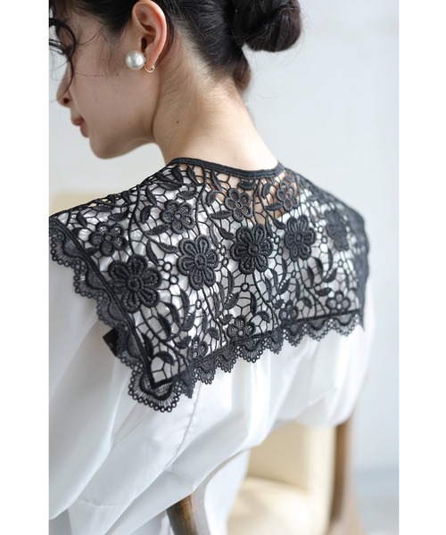 cawaii(カワイイ)の「(黒)オーロラビジュー輝く切り絵レースの付け襟(付け襟・レディース・ブラック・FREE)」の2枚目の写真