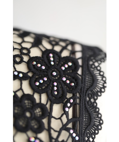 cawaii(カワイイ)の「(黒)オーロラビジュー輝く切り絵レースの付け襟(付け襟・レディース・ブラック・FREE)」の14枚目の写真