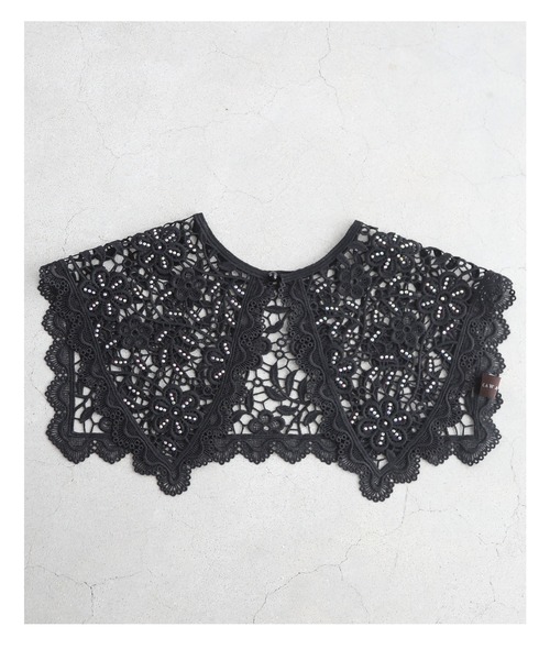 cawaii(カワイイ)の「(黒)オーロラビジュー輝く切り絵レースの付け襟(付け襟・レディース・ブラック・FREE)」の4枚目の写真