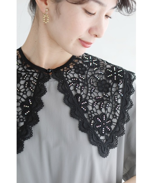 cawaii(カワイイ)の「(黒)オーロラビジュー輝く切り絵レースの付け襟(付け襟・レディース・ブラック・FREE)」の3枚目の写真