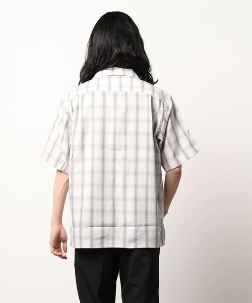 LiSS(リス)の「【Ls】【LiSS】オープンカラー レトロチェックシャツ(Tシャツ/カットソー・メンズ・ホワイト/グリーン/ブルー・1/2)」の11枚目の写真