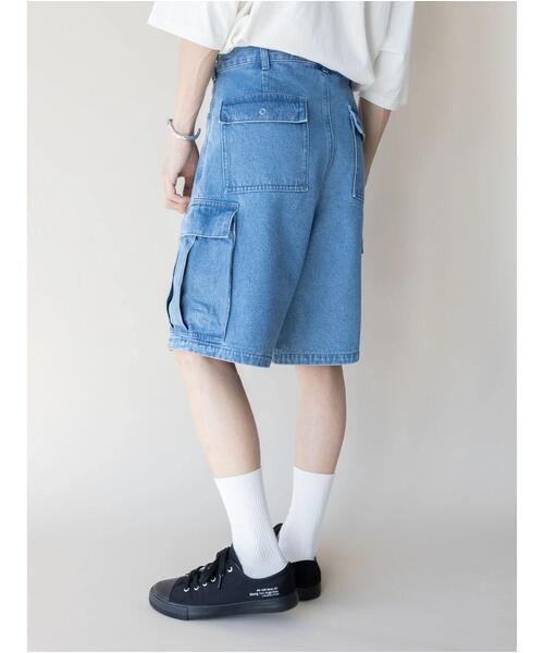 koe（コエ）の「【メンズ】デニムワイドカーゴパンツ*（デニムパンツ・メンズ・ライトインディゴブルー/ワンウォッシュ・M/L）」の5枚目の写真