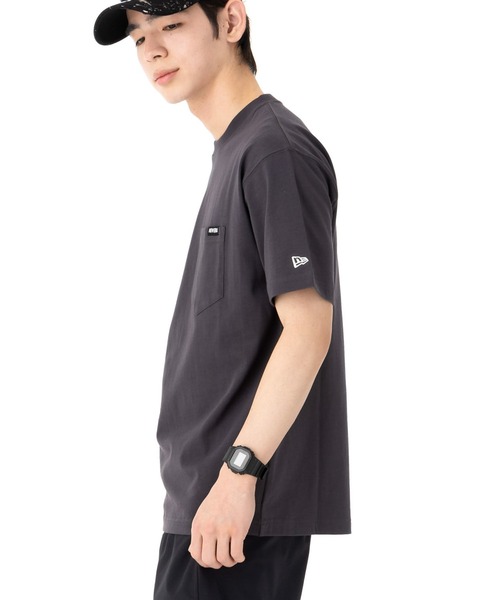 NEW ERA（ニューエラ）の「ニューエラ 半袖Tシャツ ONSPOTZ別注 ポケット（Tシャツ/カットソー・メンズ・ホワイト/ブラック/オリーブ/ネイビー/ベージュ/カーキ系/ベージュ系その他/ダークグレー/グリーン系その他/オレンジ/ライトグレー/ブラウン/ブロンズ/ブルー・S/M/XL/XXL/L）」の17枚目の写真