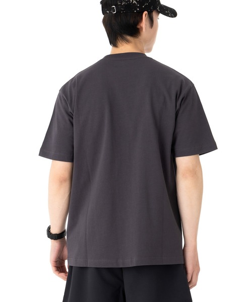 NEW ERA(ニューエラ)の「ニューエラ 半袖Tシャツ ONSPOTZ別注 NEW ERA(ニューエラ)の「ニューエラ 半袖Tシャツ ONSPOTZ別注