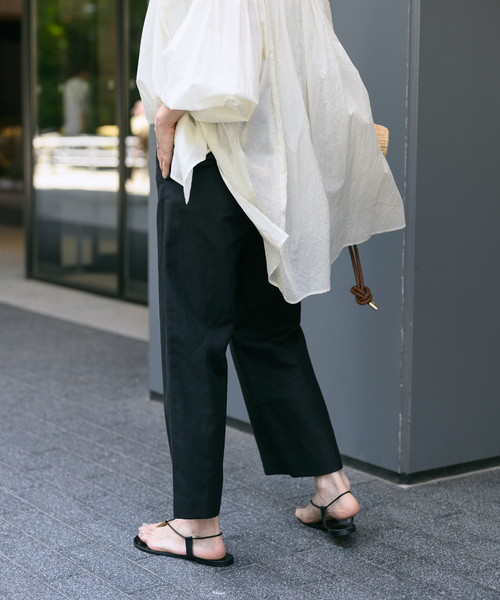 FRAMeWORK（フレームワーク）の「麻混クロスクロップドパンツ（その他