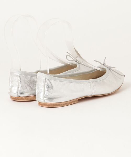 styles(スタイルス)の「APC BALLET SHOES(スニーカー・レディース・シルバー・35)」の3枚目の写真