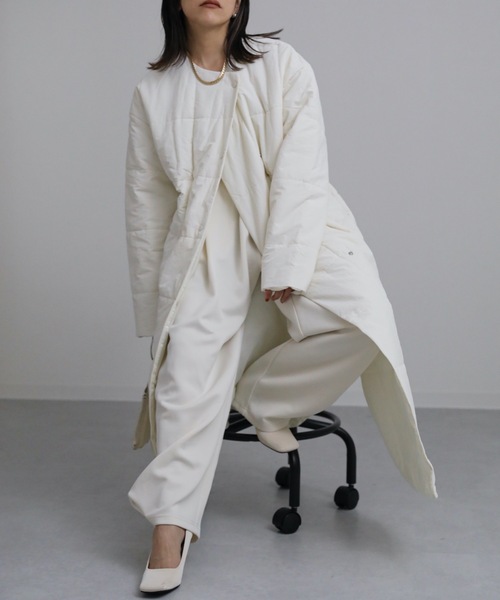 ap retro(アプレトロ)の「ノーカラーキルティングコート ロングブルゾン(ノーカラーコート・レディース・アイボリー/ブラック・FREE)」の9枚目の写真