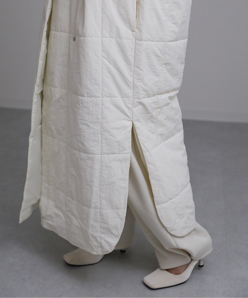 ap retro(アプレトロ)の「ノーカラーキルティングコート ロングブルゾン(ノーカラーコート・レディース・アイボリー/ブラック・FREE)」の13枚目の写真