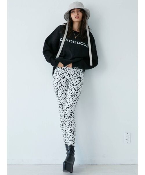 GYDA(ジェイダ)の「GYDA×DC STAR LOGOジャカードニットトップス(ニット/セーター・レディース・オフホワイト/ブラック/マスタード/ベージュ・FREE)」の6枚目の写真