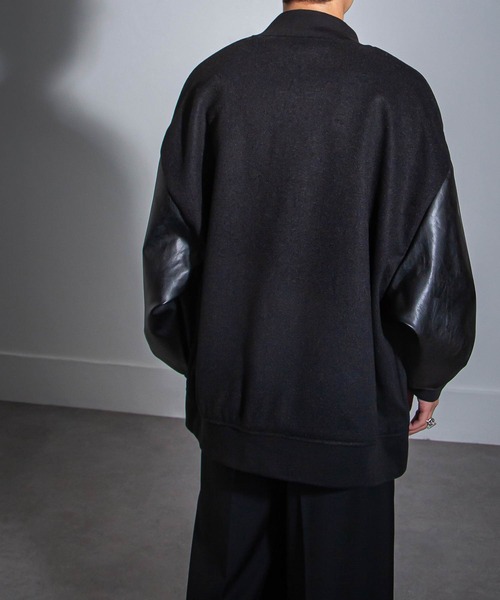 NILWAY（ニルウェイ）の「ヴィーガンレザー 配色切り替え ビッグ スタジャン（スタジャン・メンズ・ブラック/グリーン・MEDIUM/LARGE）」の11枚目の写真