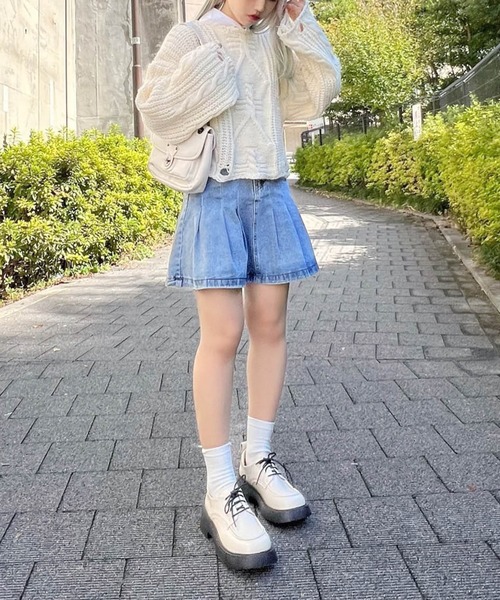 Figments（フィグメンツ）の「スクエアレースアップシューズ（ドレスシューズ・レディース・ブラック/オフホワイト・SMALL/MEDIUM）」の9枚目の写真