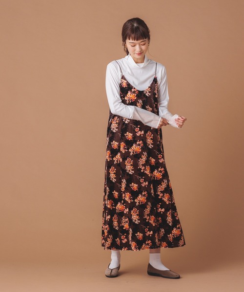 hunch（ハンチ）の「シアー袖切替ハイネックトップス（Tシャツ/カットソー・レディース・イエロー/ブルー/グレー/オフホワイト/ブラック・FREE）」の14枚目の写真