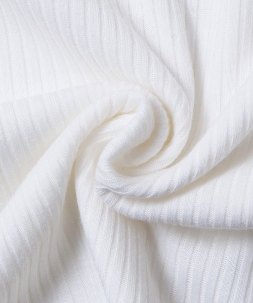 hunch（ハンチ）の「シアー袖切替ハイネックトップス（Tシャツ/カットソー・レディース・イエロー/ブルー/グレー/オフホワイト/ブラック・FREE）」の21枚目の写真