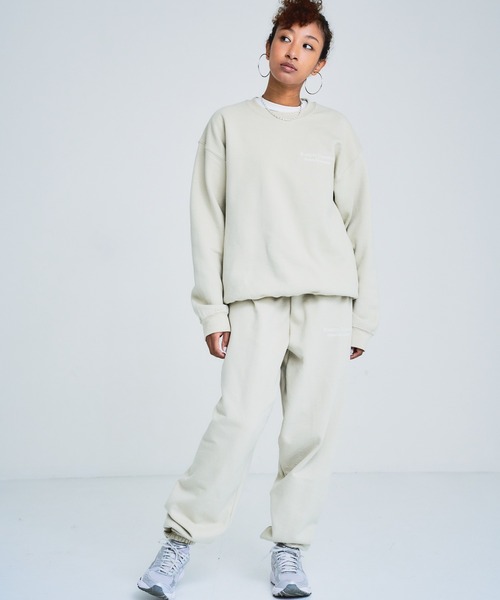 EMMA NOVEMBER (エマノーヴェンバー)の「Embroidery ヘビーブレンド スウェットパンツ(スウェットパンツ・メンズ・ブラック/ネイビー/グレー/ホワイト/サンドベージュ・1/3/2)」の21枚目の写真