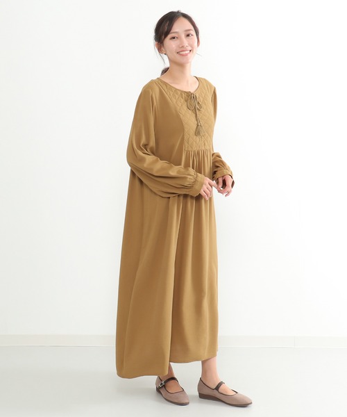 LBC（エルビーシー）の「キルト切り替えタッセルワンピース（ワンピース・レディース・チャコールグレー/スカイブルー/マスタード・M）」の10枚目の写真