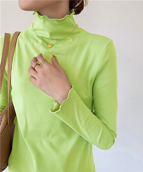 Chaco closet(チャコ クローゼット)の「メローカラーハイネックニットプルオーバー(Tシャツ/カットソー・レディース・イエロー/ホワイト/グリーン/ブラック/パープル/ピンク/ベージュ・FREE)」の4枚目の写真
