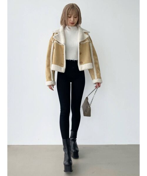 EMODA(エモダ)の「アシンメトリーチェーンバッグ(ハンドバッグ・レディース・ブラック/ベージュ・FREE)」の16枚目の写真