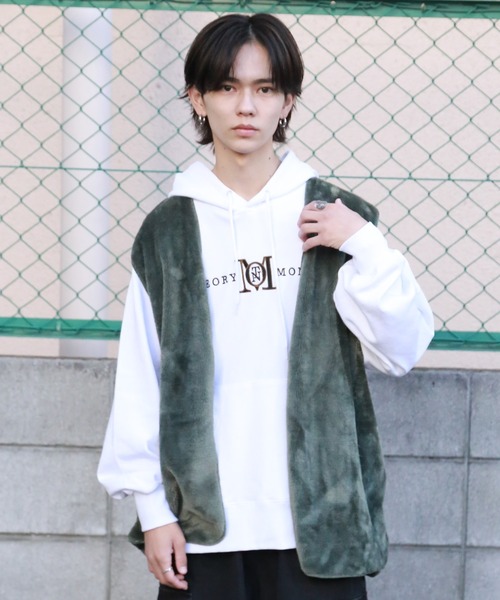 SPINNS（スピンズ）の「【フェイクファー】 ライナーベスト（ベスト・メンズ・グレー/ブラック/カーキ/キャメル/ブラウン/ダークブラウン・ONESIZE）」の5枚目の写真