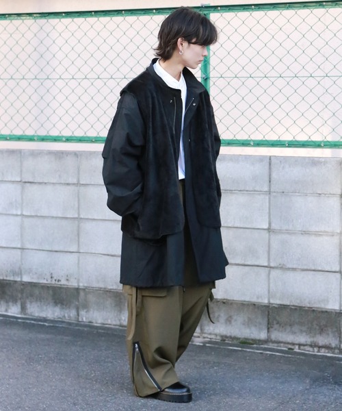 SPINNS（スピンズ）の「【フェイクファー】 ライナーベスト（ベスト・メンズ・グレー/ブラック/カーキ/キャメル/ブラウン/ダークブラウン・ONESIZE）」の11枚目の写真