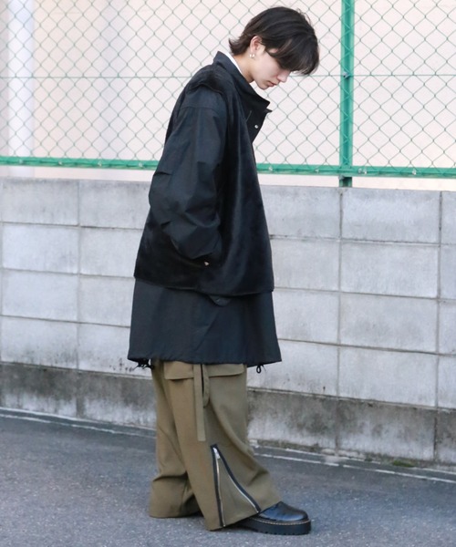 SPINNS（スピンズ）の「【フェイクファー】 ライナーベスト（ベスト・メンズ・グレー/ブラック/カーキ/キャメル/ブラウン/ダークブラウン・ONESIZE）」の12枚目の写真