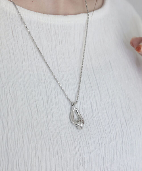fredy emue(フレディエミュ)の「ドロップラインアジャストペンダント(ネックレス・レディース・シルバー/ゴールド・FREE)」の7枚目の写真