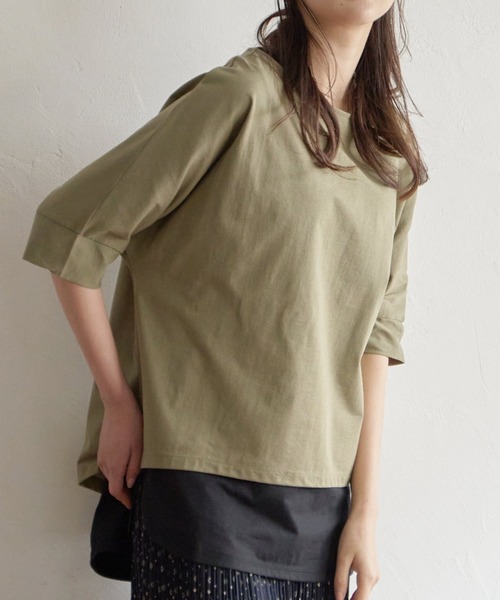 ikka（イッカ）の「梨地ジョーゼットプルオーバー（Tシャツ/カットソー・レディース・ベージュ/ブルー/ブラック/レッド/オリーブ/オフホワイト・M/L/S）」の5枚目の写真