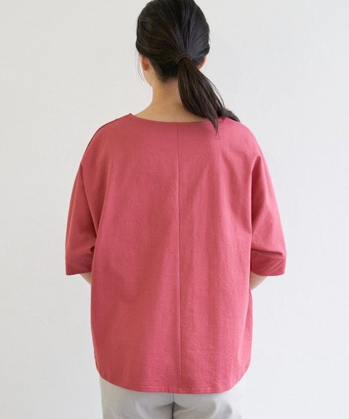 ikka（イッカ）の「梨地ジョーゼットプルオーバー（Tシャツ/カットソー・レディース・ベージュ/ブルー/ブラック/レッド/オリーブ/オフホワイト・M/L/S）」の20枚目の写真