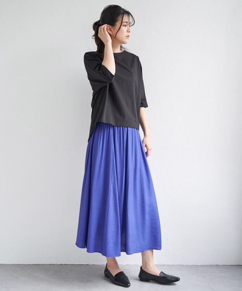 ikka（イッカ）の「梨地ジョーゼットプルオーバー（Tシャツ/カットソー・レディース・ベージュ/ブルー/ブラック/レッド/オリーブ/オフホワイト・M/L/S）」の9枚目の写真