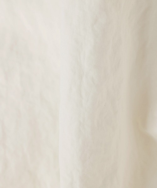 ALEXIA STAM（アリシアスタン）の「Wellness Full Zip Cropped Windbreaker / クロップドウィンドブレーカー（ナイロンジャケット・レディース・ホワイト/ベージュ/ブラック・FREE）」の6枚目の写真