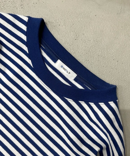 ONCILY(オンシェリー)の「LOOSE BORDER LONG T-SHIRT / ルーズボーダーロンT(Tシャツ/カットソー・メンズ・ブルー/ブラック/ダークブラウン・LARGE/MEDIUM)」の5枚目の写真