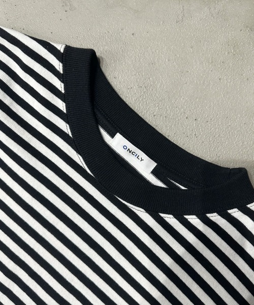 ONCILY(オンシェリー)の「LOOSE BORDER LONG T-SHIRT / ルーズボーダーロンT(Tシャツ/カットソー・メンズ・ブルー/ブラック/ダークブラウン・LARGE/MEDIUM)」の7枚目の写真