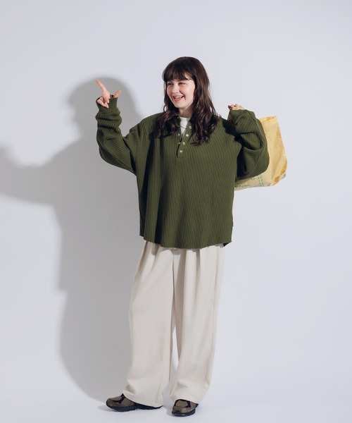 MUHET（ミュエータ）の「ワッフルヘンリーネックロンT（Tシャツ/カットソー・レディース・グリーン/杢グレー/アイボリー・MEDIUM/X-LARGE）」の8枚目の写真