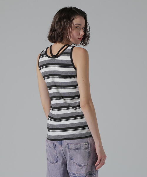 AVIREX（アヴィレックス）の「ブレード タンクトップ/BRAID TANK TOP（タンクトップ・レディース・オレンジ/ブルー/イエロー/ブラック/ホワイト系2/その他18/ピンク/ライム/オリーブ系/ブラック系その他3/ライトグリーン/ミント/ラベンダー・L/S/M）」の3枚目の写真