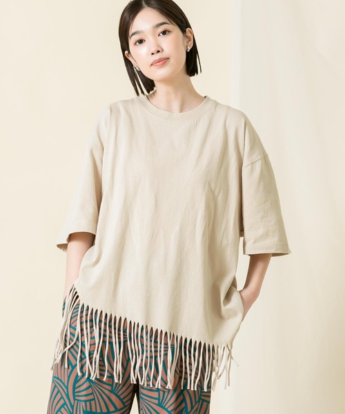 Boutique Ordinary（ブティークオーディナリー）の「ＣフリンジＣＨ５分袖カットソー（Tシャツ/カットソー・レディース・ベージュ/ブラック・FREE）」の2枚目の写真