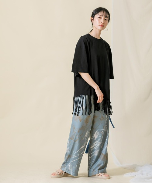 Boutique Ordinary（ブティークオーディナリー）の「ＣフリンジＣＨ５分袖カットソー（Tシャツ/カットソー・レディース・ベージュ/ブラック・FREE）」の3枚目の写真