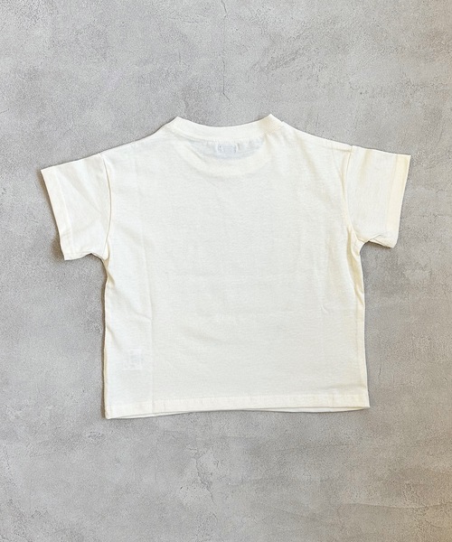 BIG FIELD(ビッグフィールド)の「フロッキーTシャツ/Hand(80~150cm)(Tシャツ/カットソー・キッズ・オフホワイト/ブラック・80/90/100/110/120/130/140/150)」の3枚目の写真