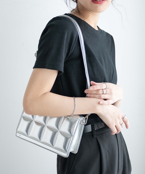 WEGO（ウィゴー）の「WEGO/PUパデッドミニショルダー（ショルダーバッグ・レディース・ホワイト/シルバー/ブラック・FREE）」の5枚目の写真