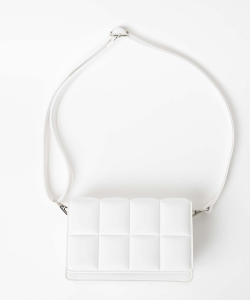 WEGO（ウィゴー）の「WEGO/PUパデッドミニショルダー（ショルダーバッグ・レディース・ホワイト/シルバー/ブラック・FREE）」の12枚目の写真