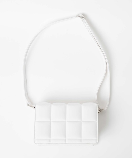 WEGO（ウィゴー）の「WEGO/PUパデッドミニショルダー（ショルダーバッグ・レディース・ホワイト/シルバー/ブラック・FREE）」の18枚目の写真